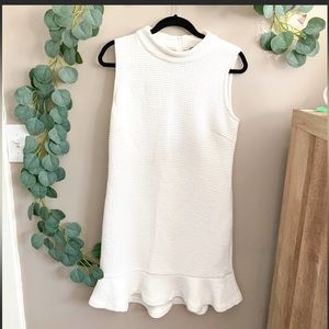 (BOGO 1/2 Off) ELLIATT White Sleeveless Mock-Neck Drop Waist Dress Medium